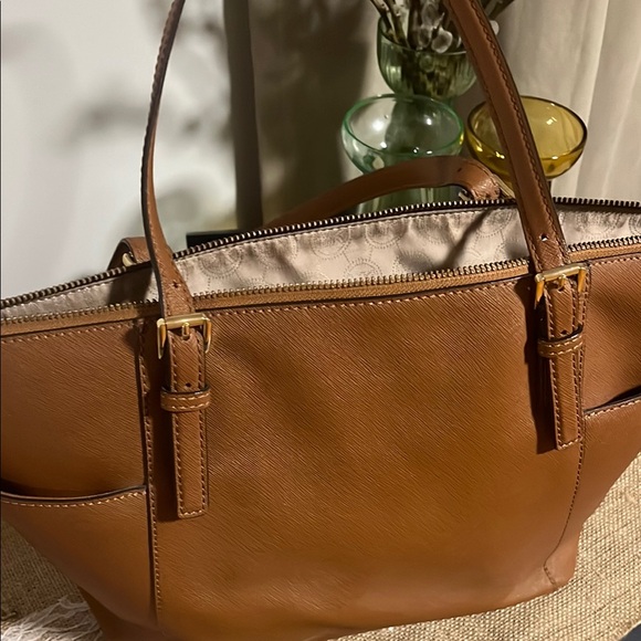 Michael Kors Tan Leather Tote with Signature Charm - Picture 14 of 17